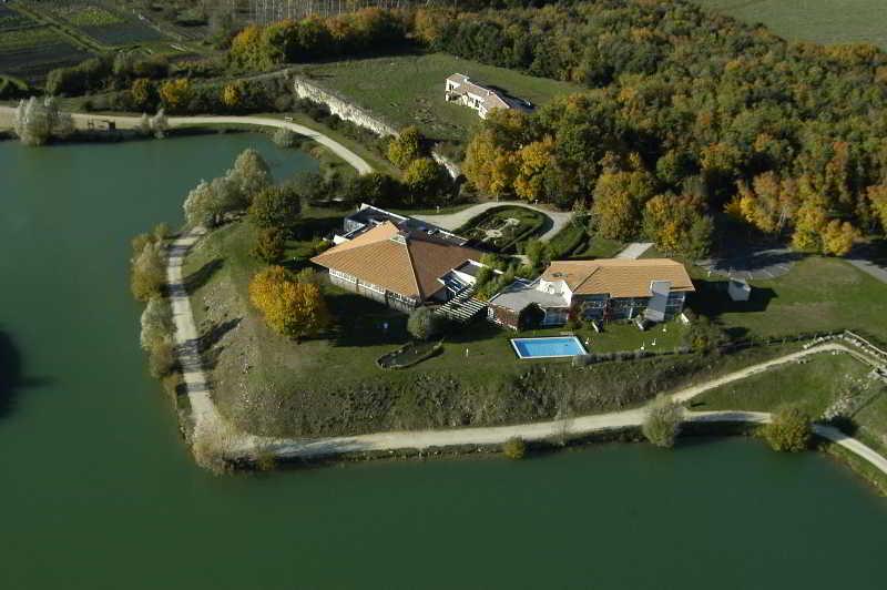 Les Jardins Du Lac Trizay Εξωτερικό φωτογραφία